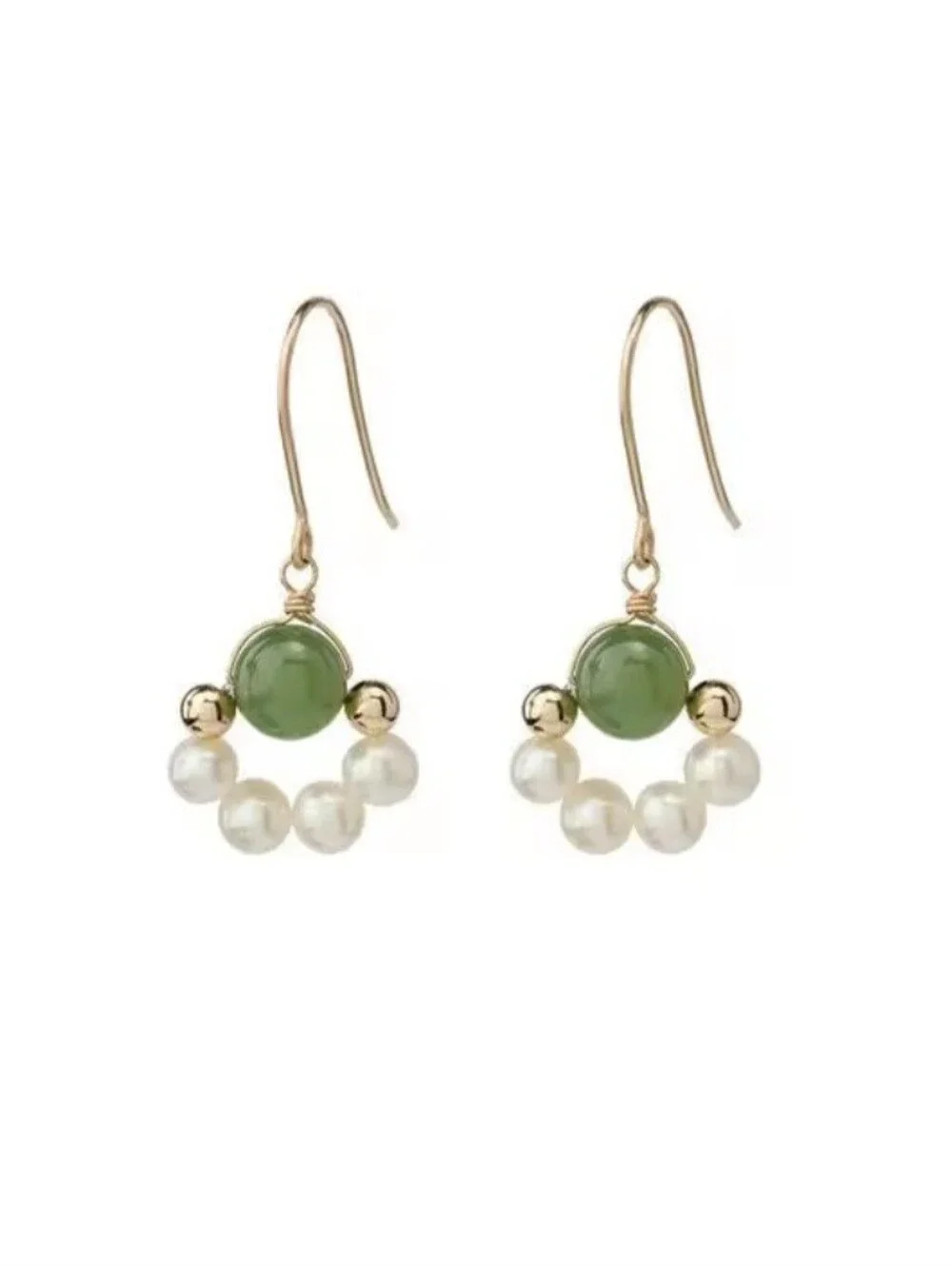🎉🎉NEW🎉🎉 GOEGEOUS!! 14kt Gold FilledJADE AND FRESHWATER Pearl Dangle Earrings